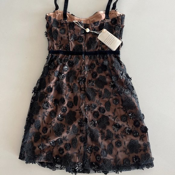 NWT For Love And Lemons Beatrice Dress - XS - Picture 3 of 7
